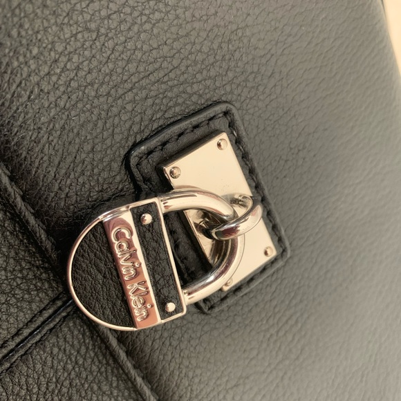 Calvin Klein Small Black Crossbody Bag - Picture 3 of 11